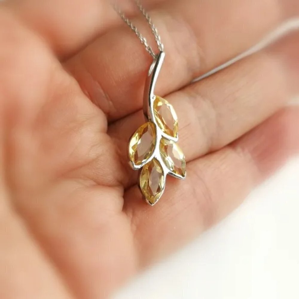 Citrine marquise cut pendant necklace leaves design 🆕 - Picture 7 of 8